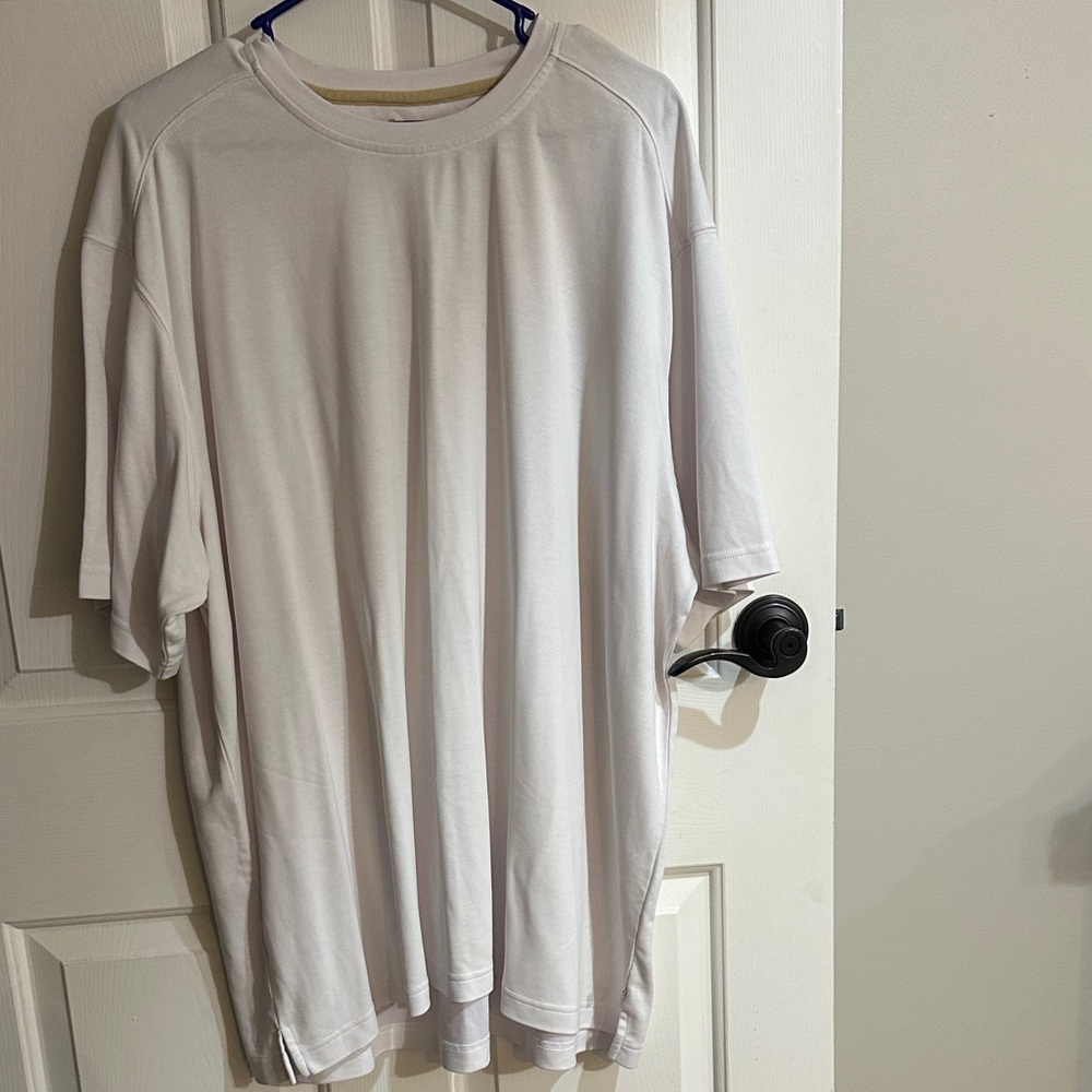 Tommy Bahama White Crewneck Short-Sleeve Tee